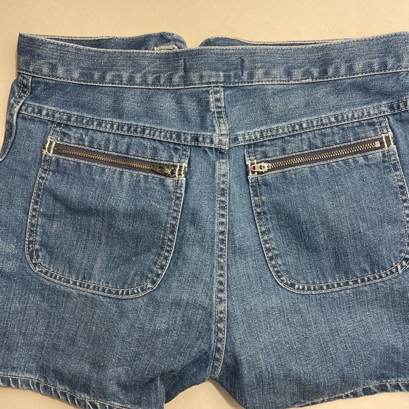 Madewell denim shorts front pocket and rear zipper pockets high waisted size 26 - Picture 9 of 9